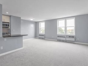 504 Merrick Road 4J, Lynbrook NY 11563