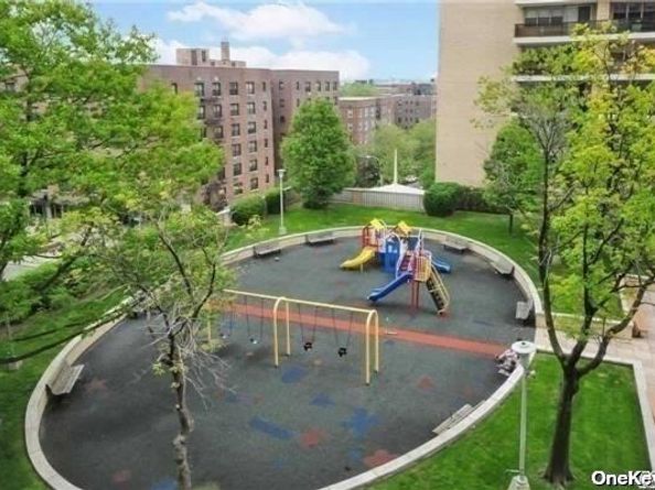 102-10 66th Road 14C, Forest Hills NY 11375