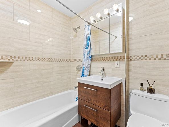 95-08 65th Road 3C, Rego Park NY 11374