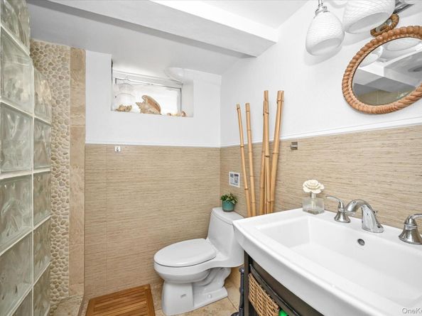 224-11 Edmore Avenue, Queens Village NY 11428