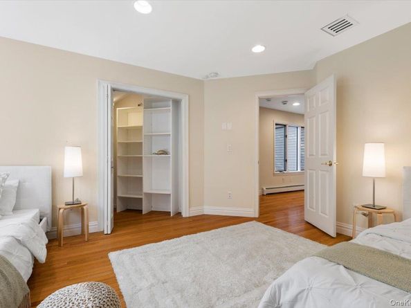 9 Evon Court, Scarsdale NY 10583