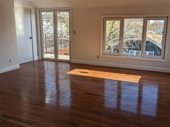 102-31 164th Avenue, Howard Beach NY 11414