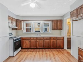 236 Jackson Avenue, Mineola NY 11501