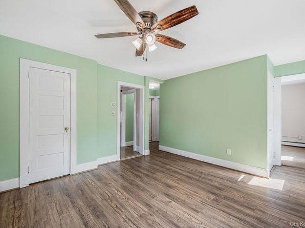 236 Jackson Avenue, Mineola NY 11501