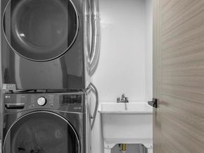 16515 Cross Island Parkway, Whitestone NY 11357