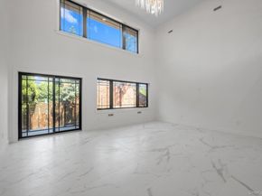 16515 Cross Island Parkway, Whitestone NY 11357