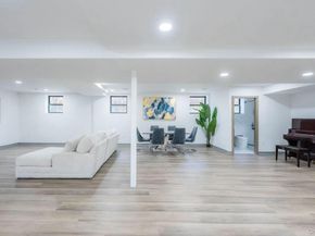 16515 Cross Island Parkway, Whitestone NY 11357