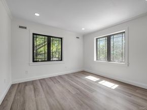 16515 Cross Island Parkway, Whitestone NY 11357