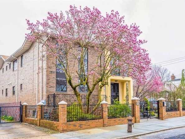 6339 136th Street, Flushing NY 11367