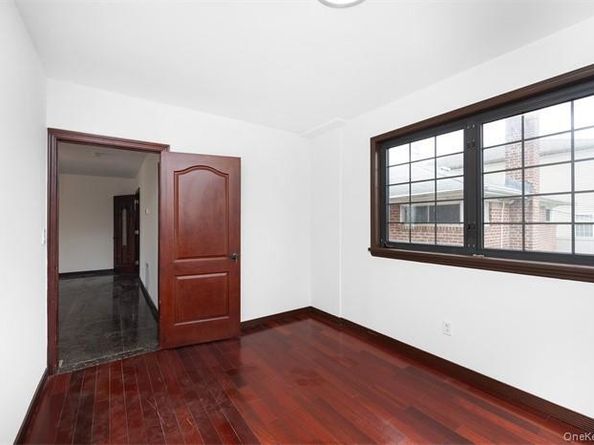 6339 136th Street, Flushing NY 11367