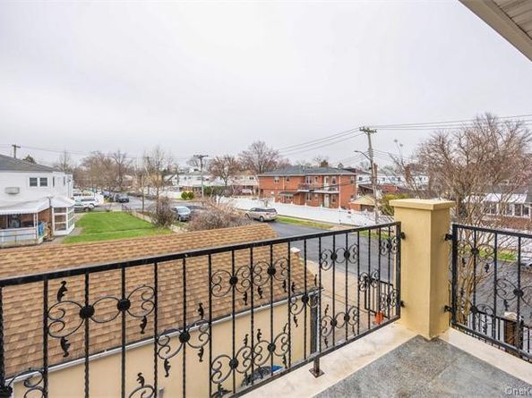 6339 136th Street, Flushing NY 11367