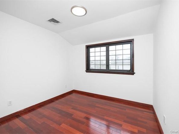 6339 136th Street, Flushing NY 11367