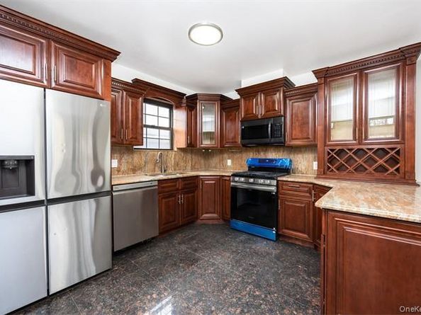 6339 136th Street, Flushing NY 11367