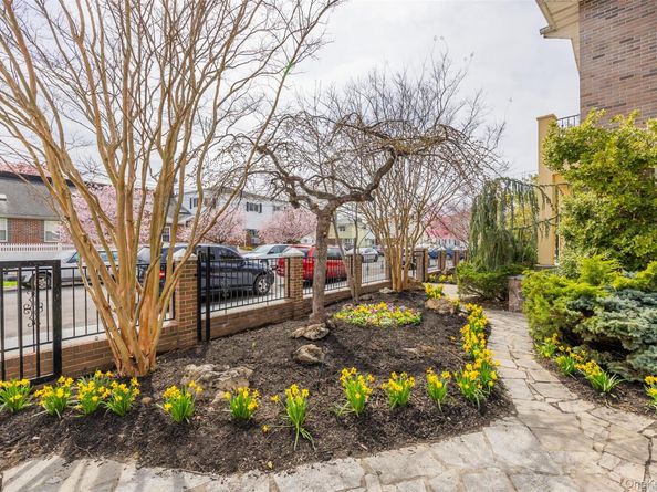 6339 136th Street, Flushing NY 11367