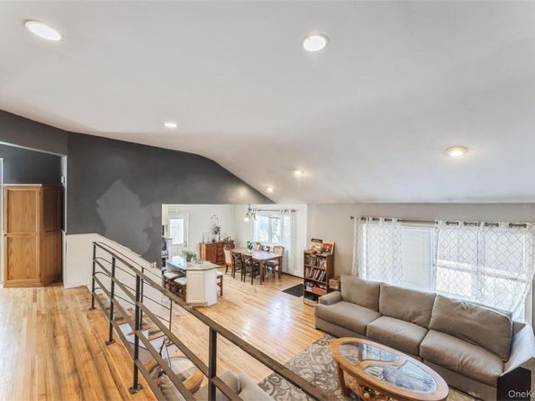 3806 Windsor Drive, Bethpage NY 11714