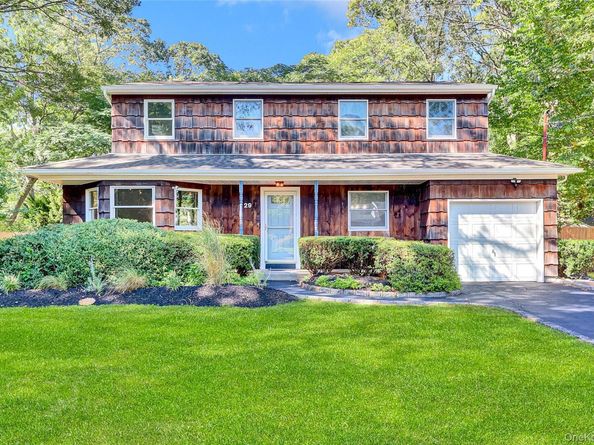 29 Cedar Street, Centereach NY 11720