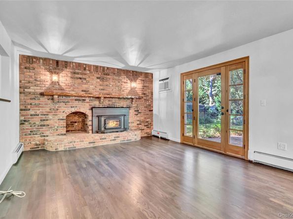 29 Cedar Street, Centereach NY 11720