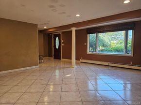 17-02 Clintonville Street, Whitestone NY 11357