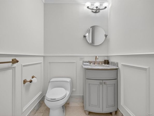 5 Renaissance Square 23C, White Plains NY 10601