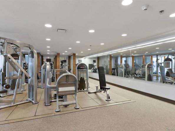 5 Renaissance Square 23C, White Plains NY 10601