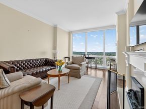 5 Renaissance Square 23C, White Plains NY 10601