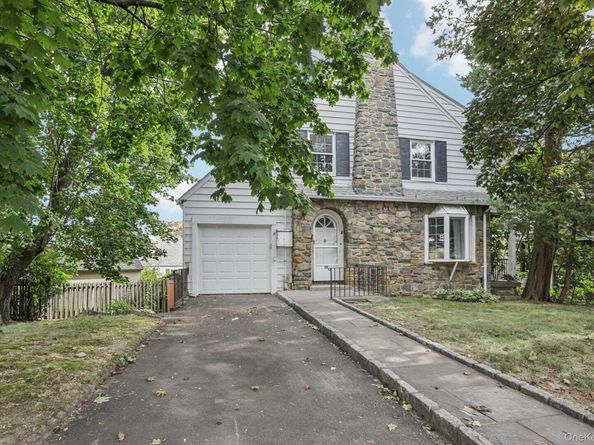 50 Emmett Place, Yonkers NY 10703