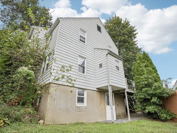 50 Emmett Place, Yonkers NY 10703