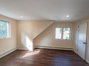 40 Center Street, Ronkonkoma NY 11779
