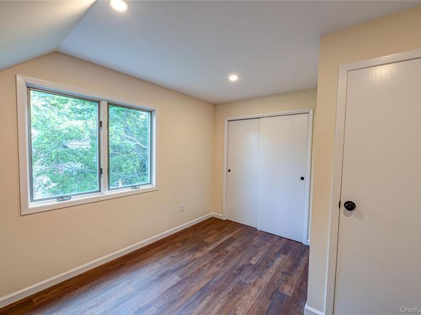 40 Center Street, Ronkonkoma NY 11779