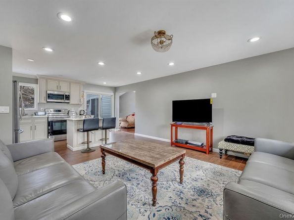 20 Marlon Avenue, Bethpage NY 11714