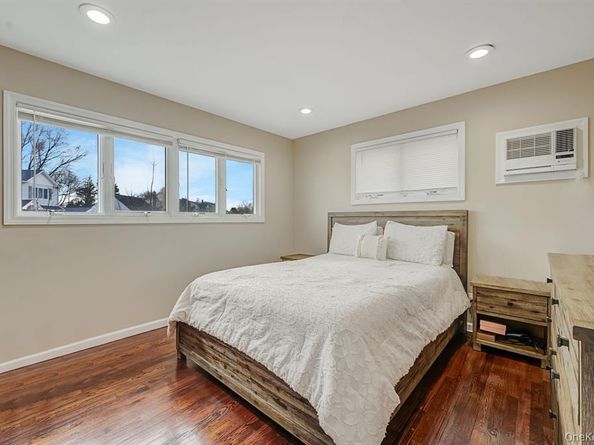 20 Marlon Avenue, Bethpage NY 11714