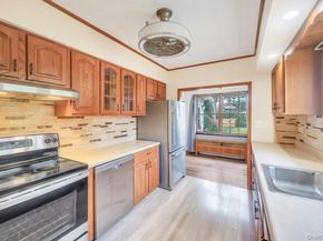 167 Officials Avenue, Holbrook NY 11741
