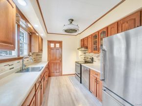 167 Officials Avenue, Holbrook NY 11741