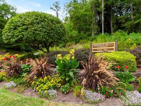 489 Heritage Hills B, Somers NY 10589