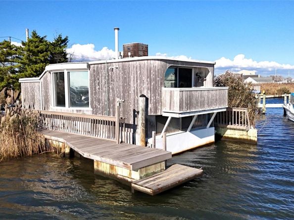 714 Riviera Drive, Mastic Beach NY 11951