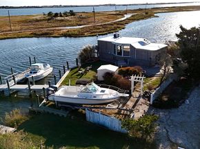 714 Riviera Drive, Mastic Beach NY 11951