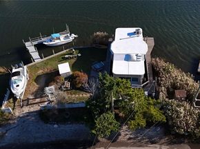 Undisclosed Address #919241, Mastic Beach NY 11951