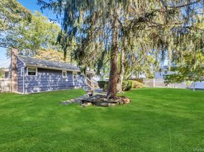 432 Kime Avenue, West Islip NY 11795