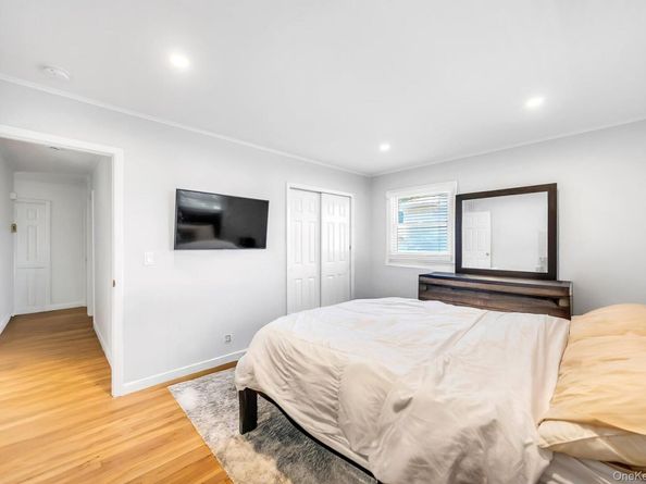 432 Kime Avenue, West Islip NY 11795