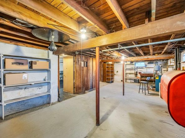 432 Kime Avenue, West Islip NY 11795