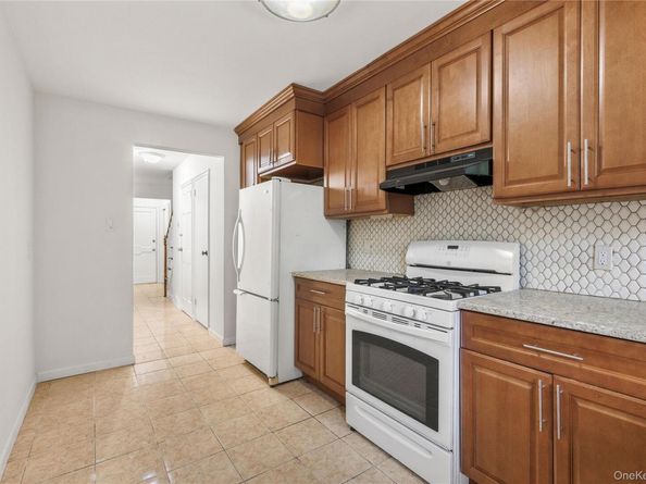 3766 Bronxwood Avenue, Bronx NY 10469