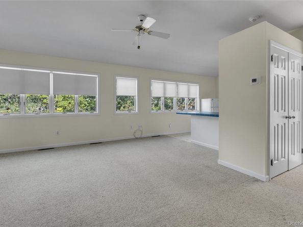 10 Nicole Court, Manorville NY 11949