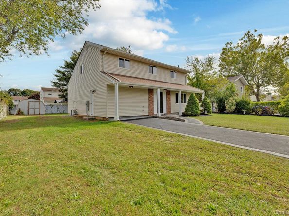 209 Tree Avenue, Central Islip NY 11722