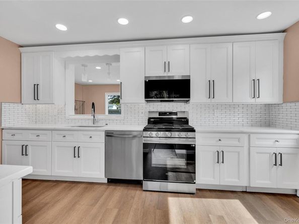209 Tree Avenue, Central Islip NY 11722