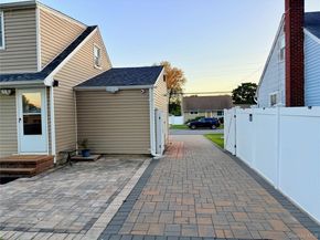 27 Central Avenue, North Babylon NY 11703