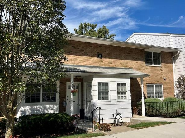 1840 Crompond Road 2C2, Peekskill NY 10566
