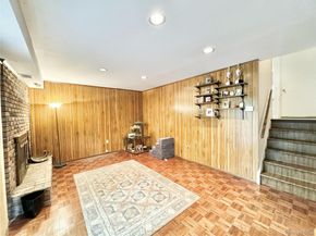 45 W Aspen Drive, Woodbury NY 11797