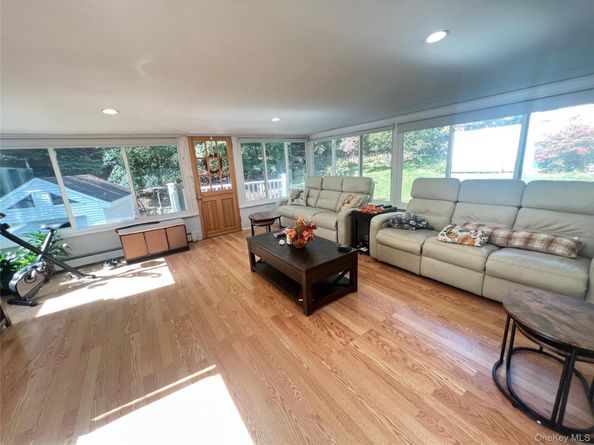168 W Hartsdale Avenue, Hartsdale NY 10530