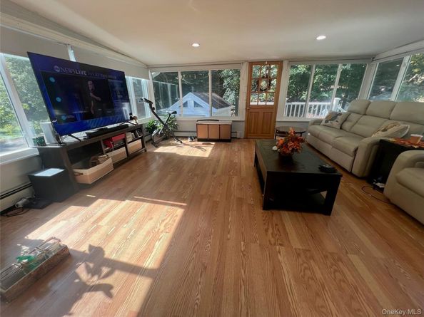 168 W Hartsdale Avenue, Hartsdale NY 10530