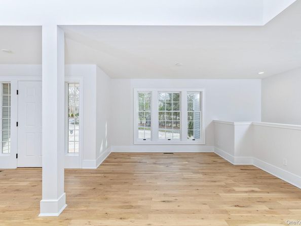 31 Windwood Court, Westhampton NY 11977